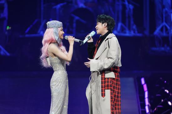 蔡依林爆料吴青峰视频,揭秘幕后故事 第2张 蔡依林爆料吴青峰视频,揭秘幕后故事 第2张